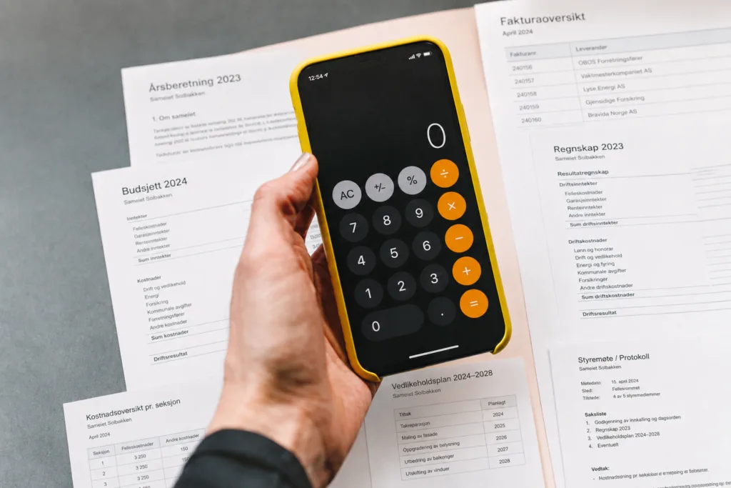 Slik oppretter og administrerer du felleskostnader i sameiet: hva de skal dekke, hvordan beregne dem riktig – og en mal du kan bruke direkte. Guide for styret.